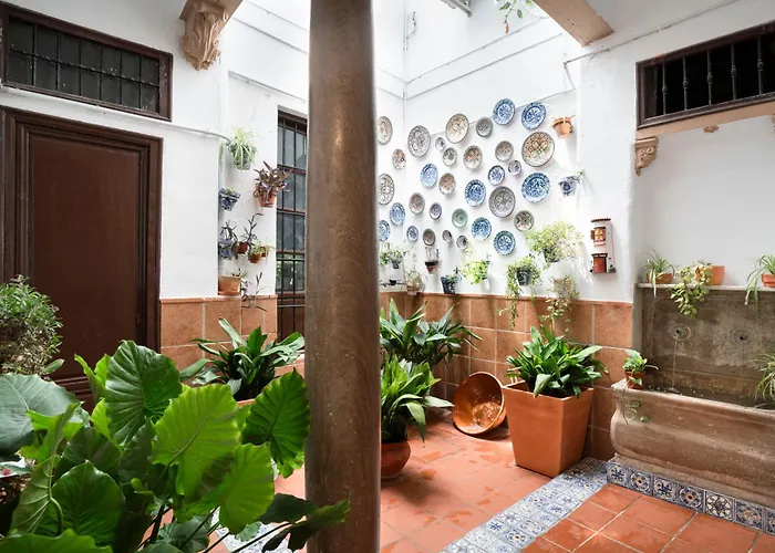Charming Near The Cathedral - 2b Daire